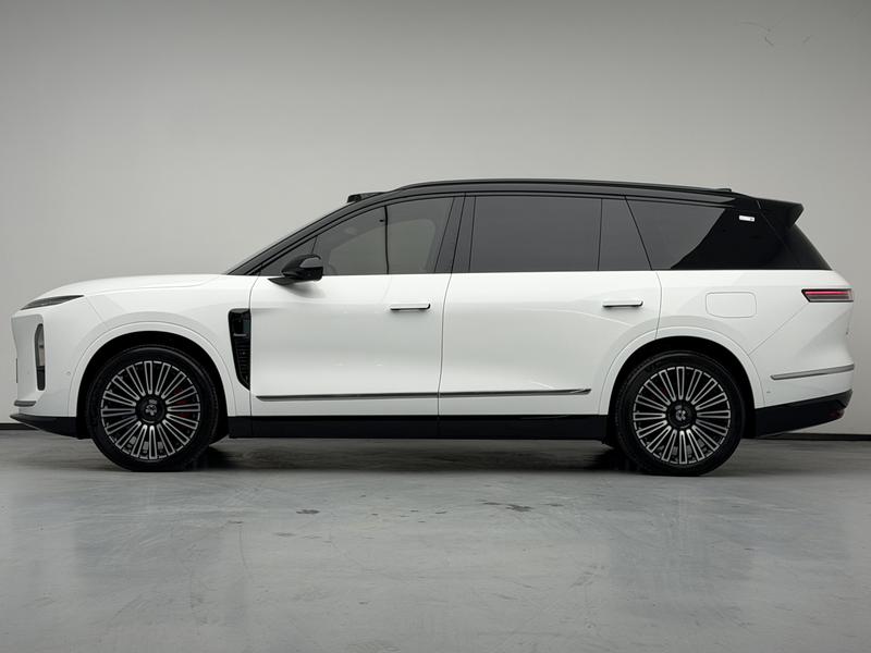NIO NIO ES8 2026
