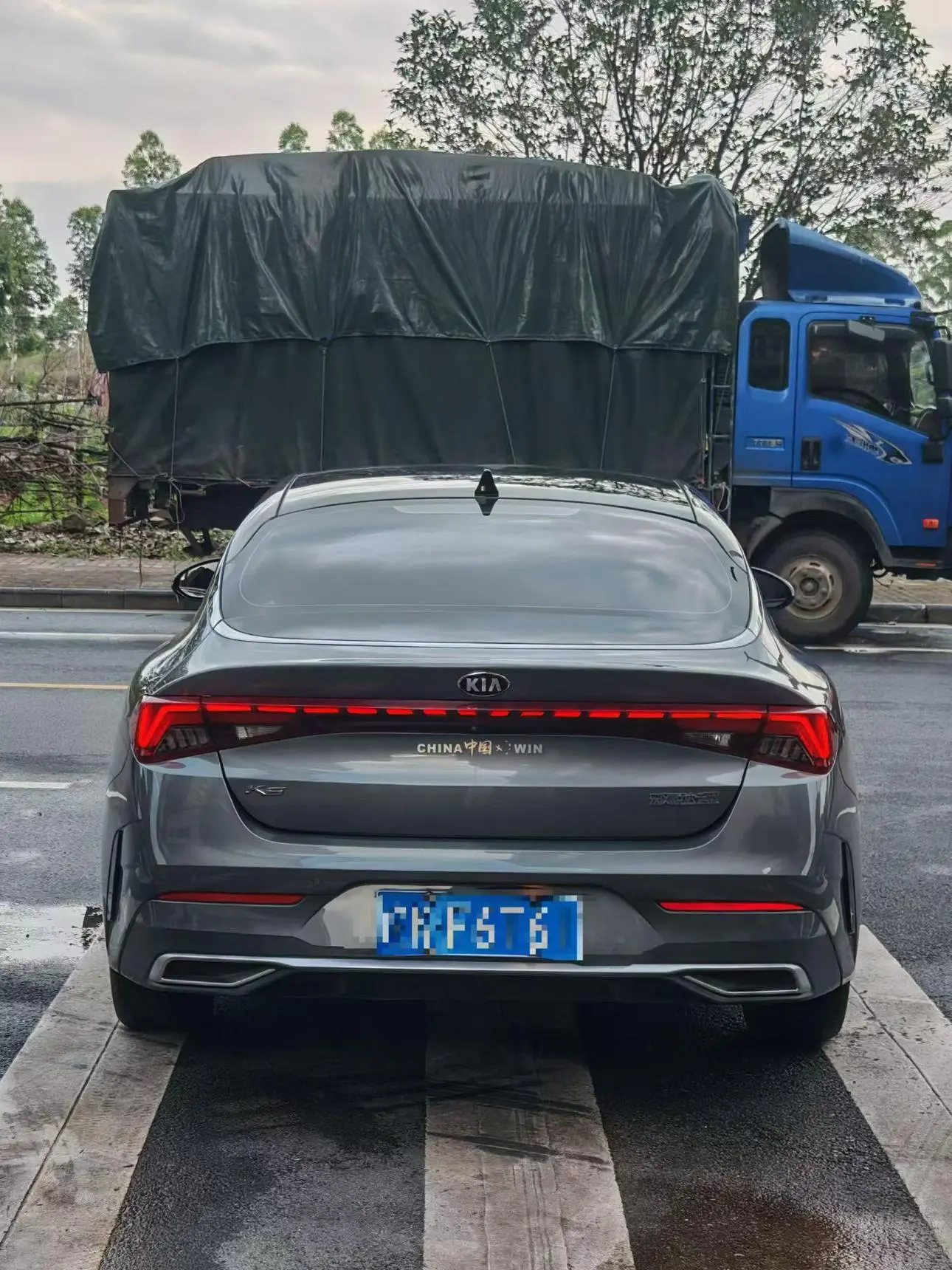 Kia Kia K5 270T CVVD Deluxe Edition