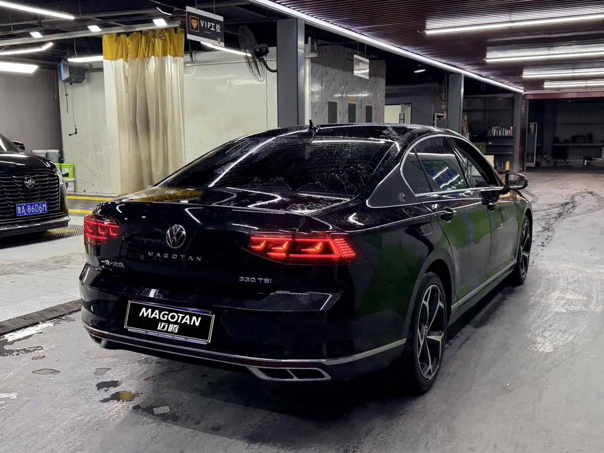 Volkswagen Magotan 2 million commemorative edition 330TSI DSG Luxury models