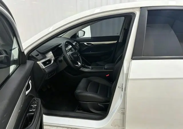 Geely Emgrand 1.5L CVT luxury