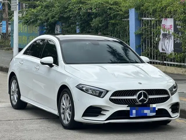 Mercedes-Benz Mercedes-Benz A-class A 200 L sports sedan dynamic Version