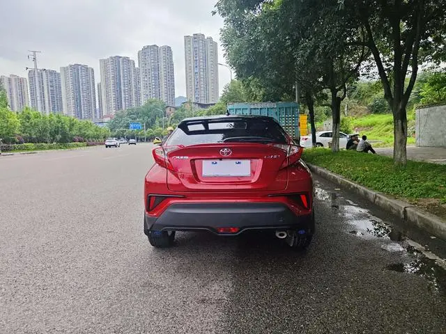 TOYOTA Toyota C-HR 2.0L Comfort Version