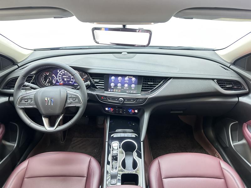 Buick Regal 2024