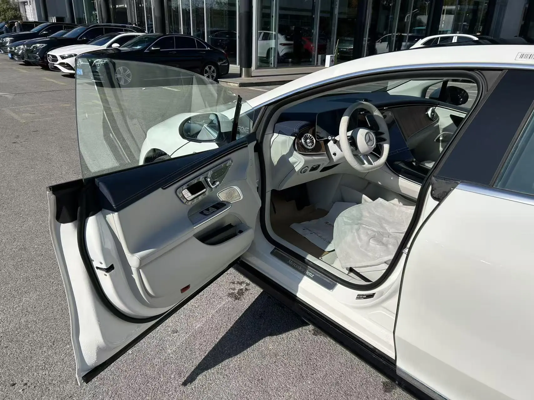 Mercedes-Benz Mercedes-Benz EQE EQE 500 4MATIC Pioneer Edition