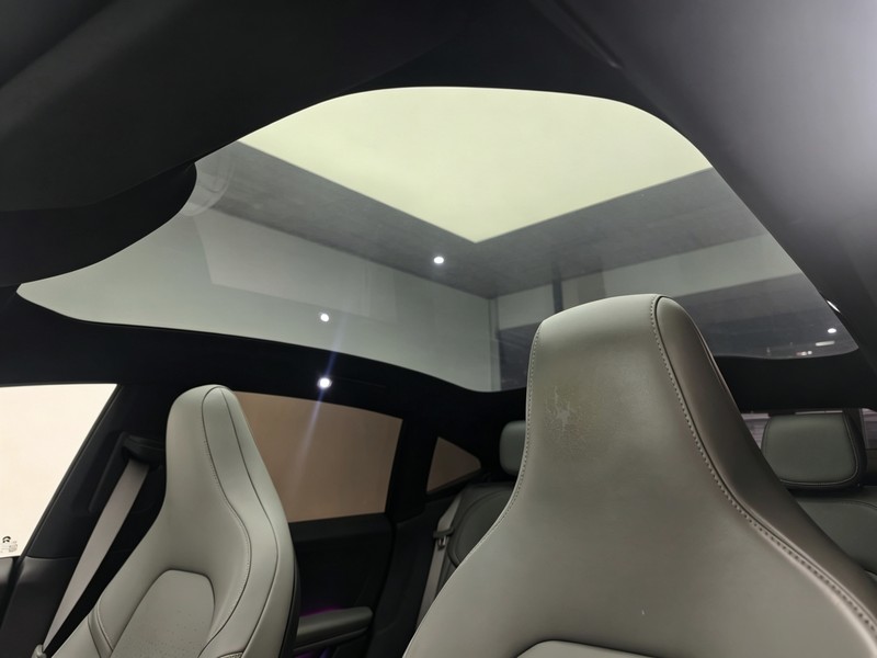 NIO NIO ET5 2022