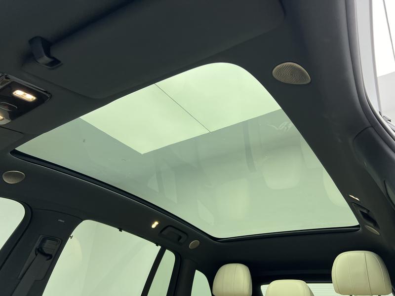 Li Auto Ideal i6 2025