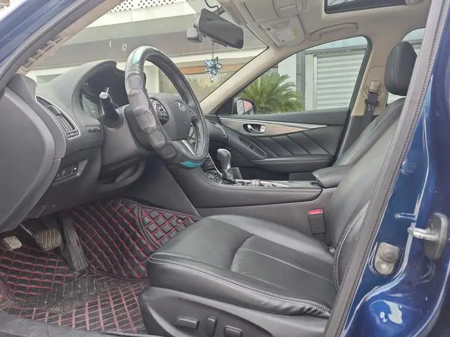 Infiniti Infiniti Q50L 2.0T Yixiang Edition Country VI