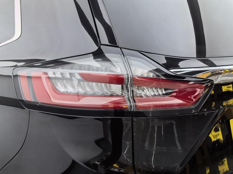 Ford Edge 2021