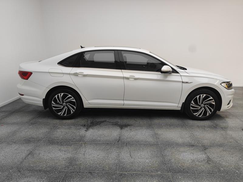 Volkswagen Sagitar 2022