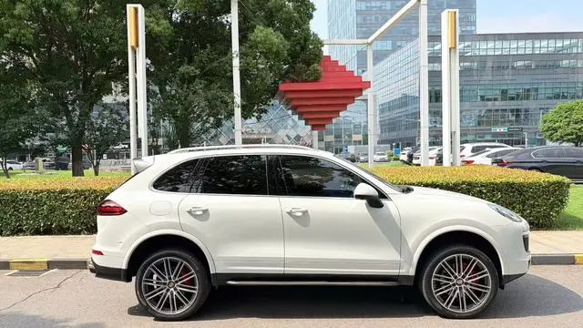Porsche Cayenne Cayenne Platinum Edition 3.0T