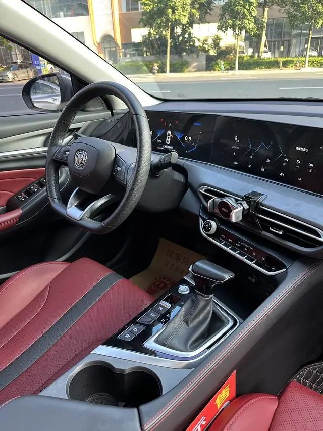 Changan Yidong PLUS Blue Whale NE 1.4T GDI DCT Flagship
