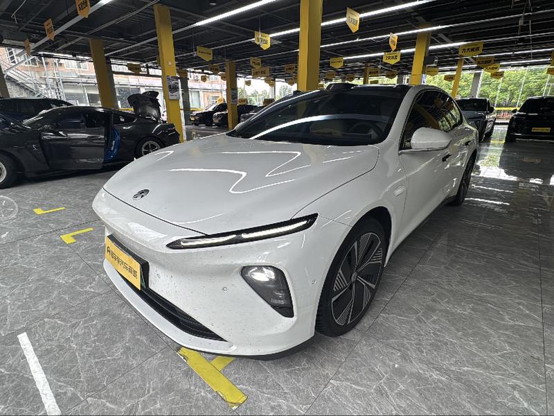 NIO NIO ET7 2024