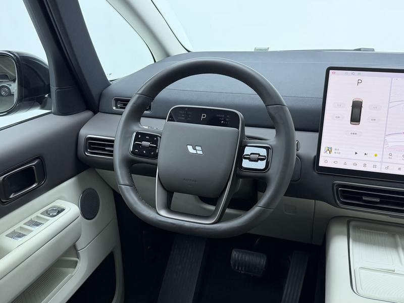 Li Auto Ideal MEGA 2024