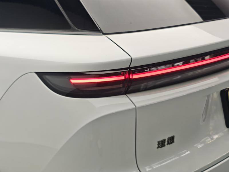 Li Auto Ideal i6 2025