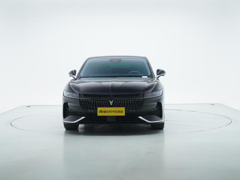 Voyah Lantu Chasing Light PHEV 2024