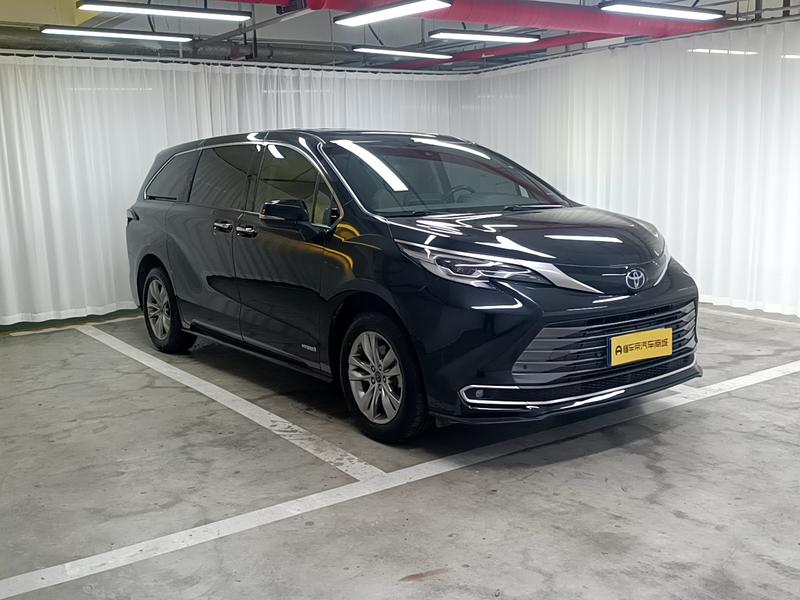 Toyota Sienna 2023