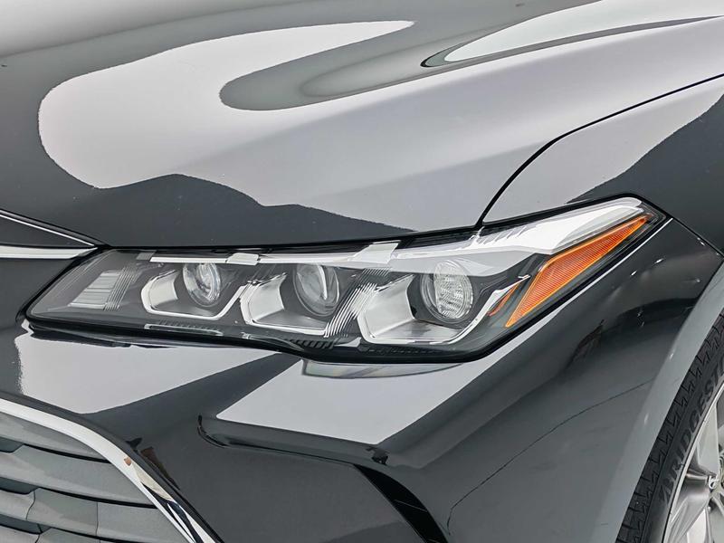 Toyota Asian Dragon 2021