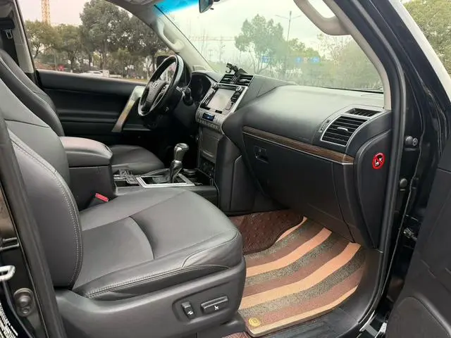 TOYOTA Prado 3.5L automatic TX-L premium version with spare tire after hanging