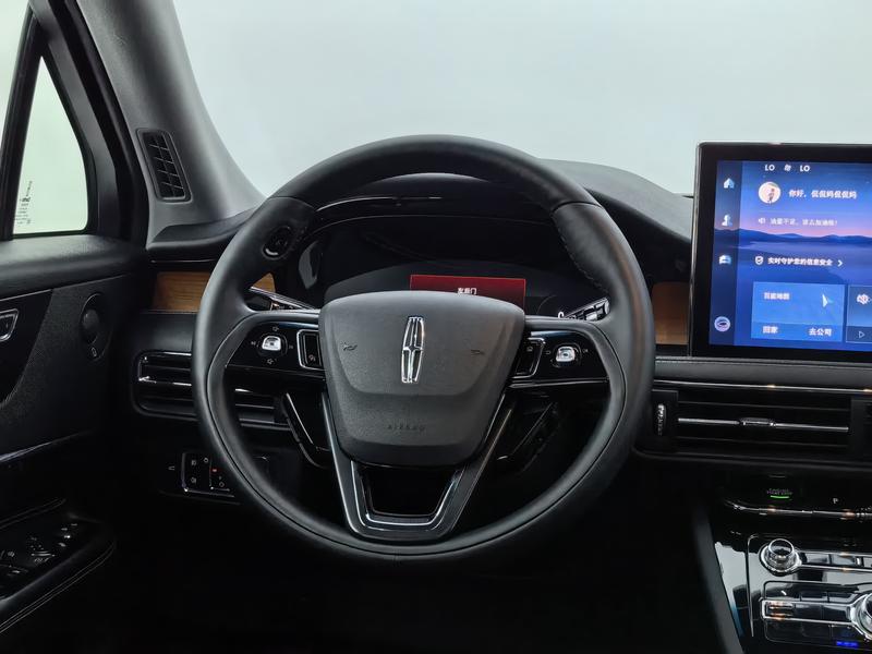 Lincoln adventurer 2020