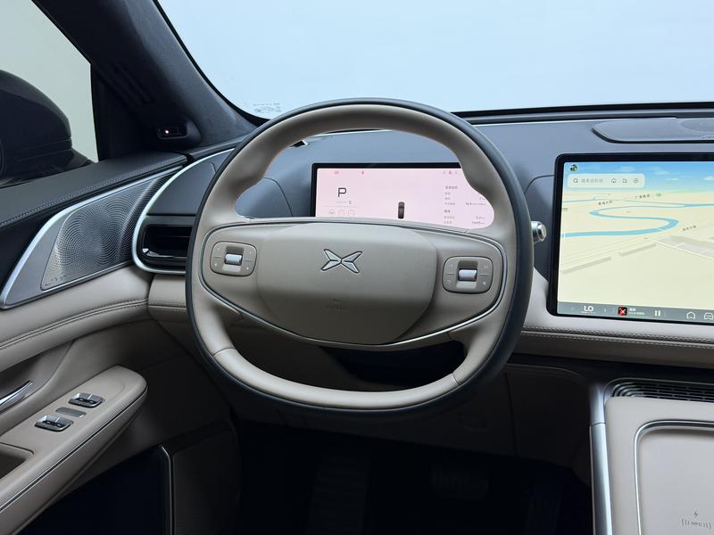 XPeng Xiaopeng G9 2025