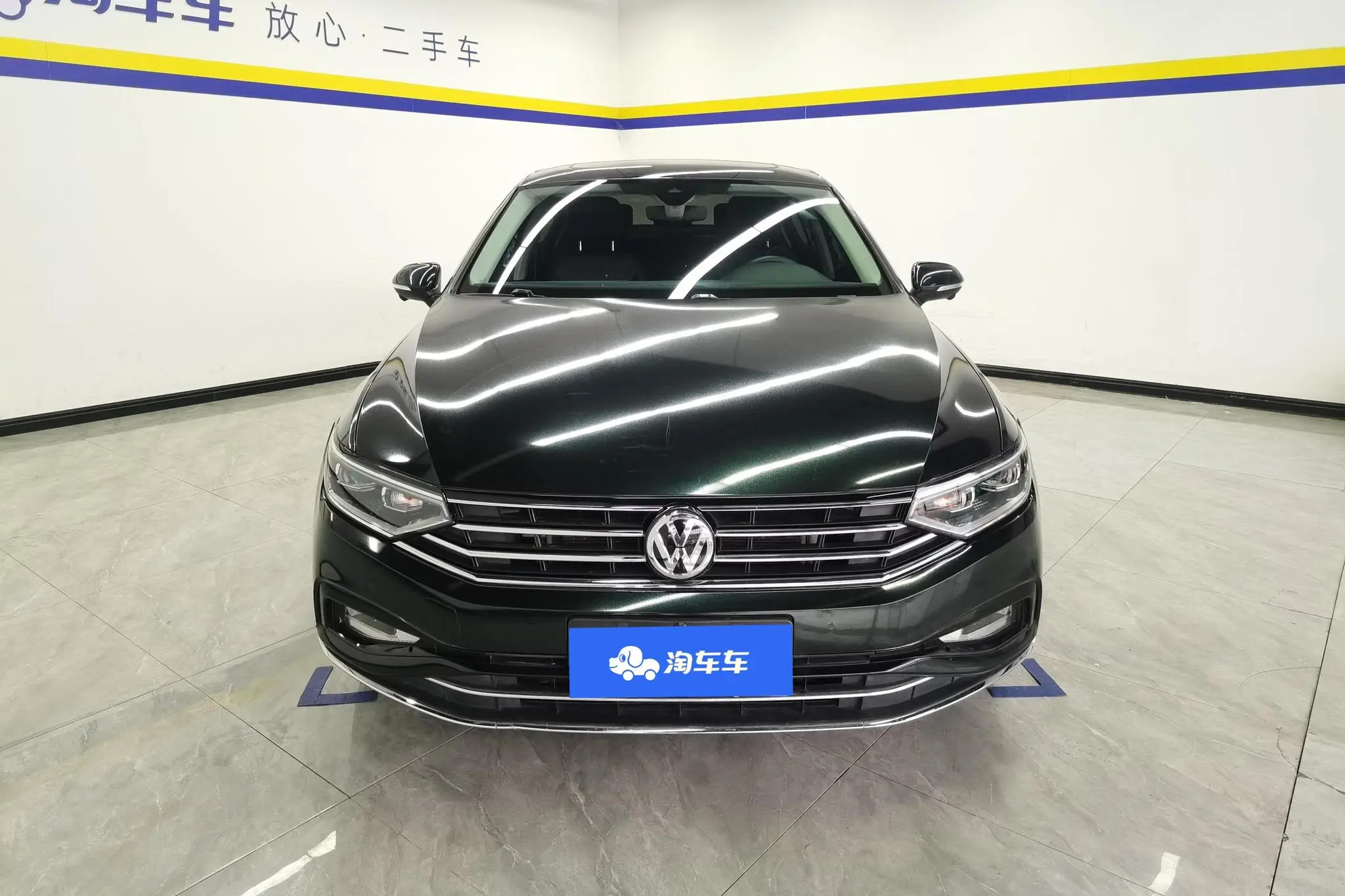 Volkswagen Magotan 380TSI DSG Luxury