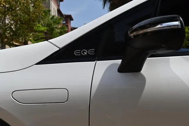 Mercedes-Benz Mercedes-Benz EQE SUV EQE SUV 500 4MATIC Ultimate Edition