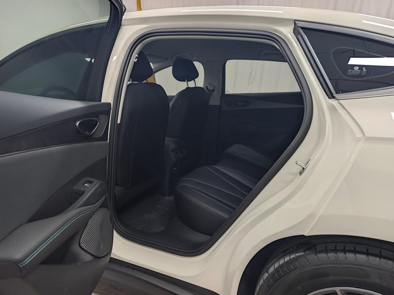 BYD Seal 06DM 2026