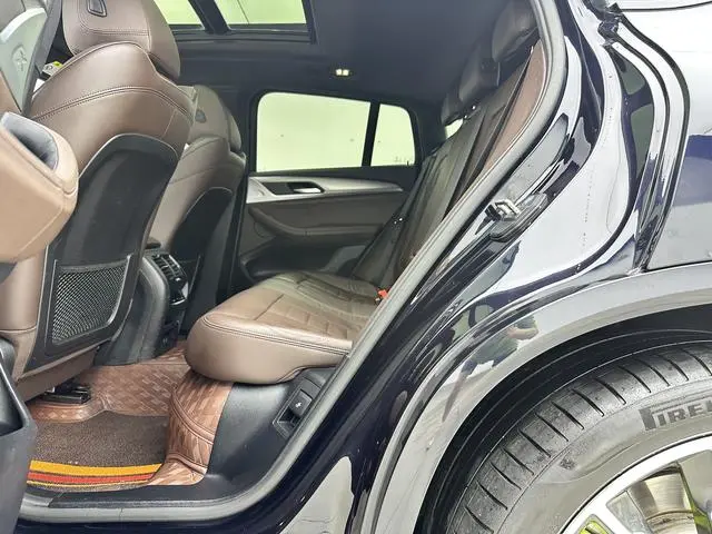 BMW BMW X4 xDrive30i M sports suit