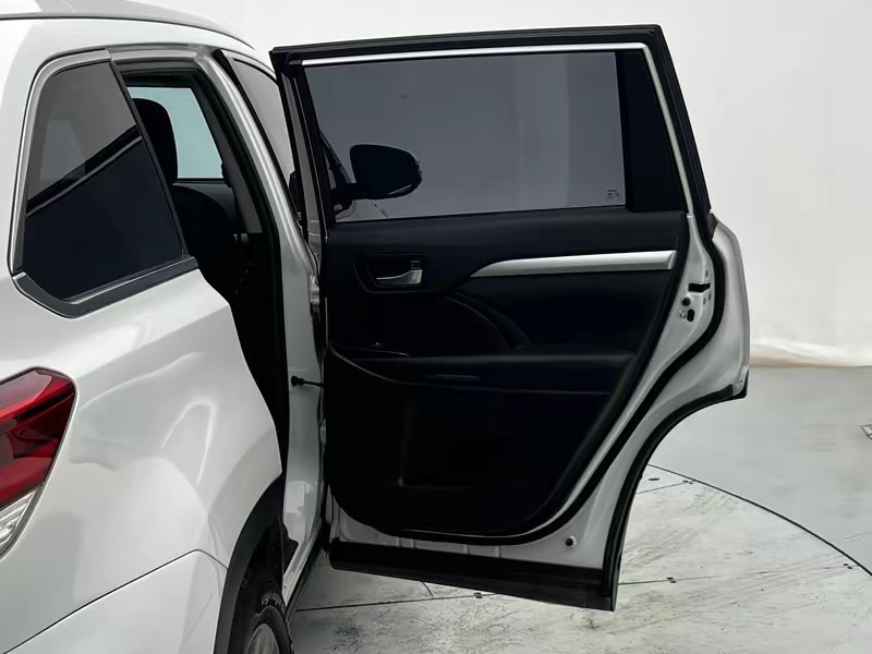 Toyota Highlander 2021