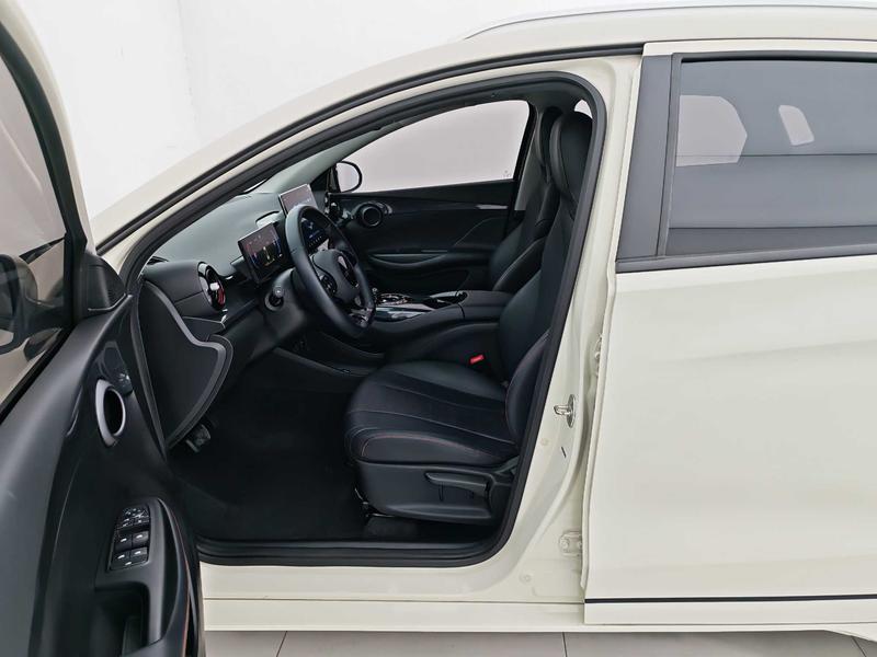 BYD BYD e2 2023