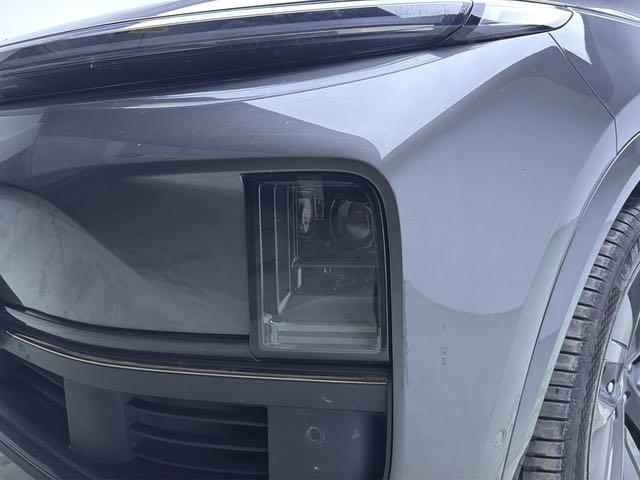 Li Auto Ideal L9 2024