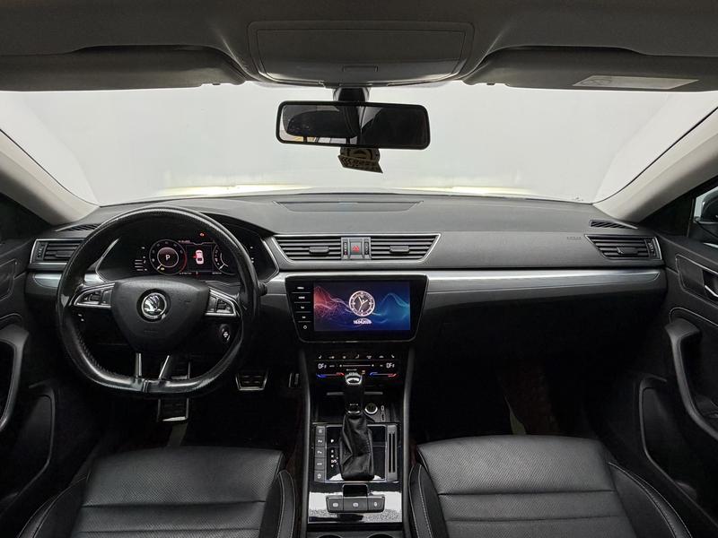 Skoda Superb 2023