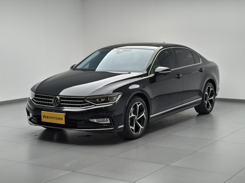 Volkswagen Magotan 2025