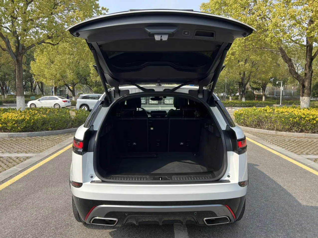 Land Rover Range Rover Star Pulse P380 R-DYNAMIC SE