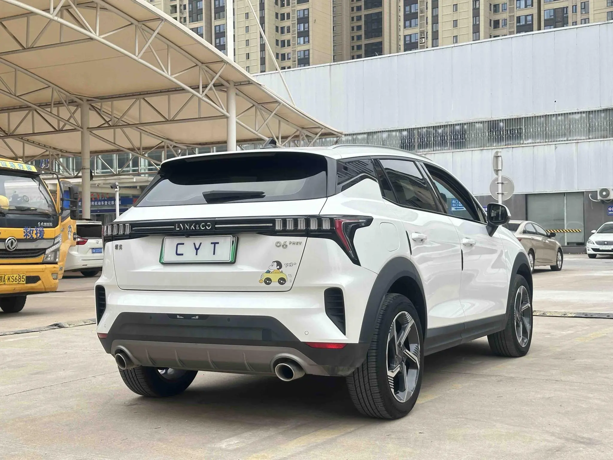 LYNK & CO Lynk & Co. 06 EM-P 84KM battery life version Pro