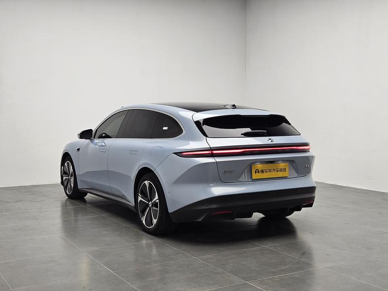 NIO NIO ET5 Touring 2024