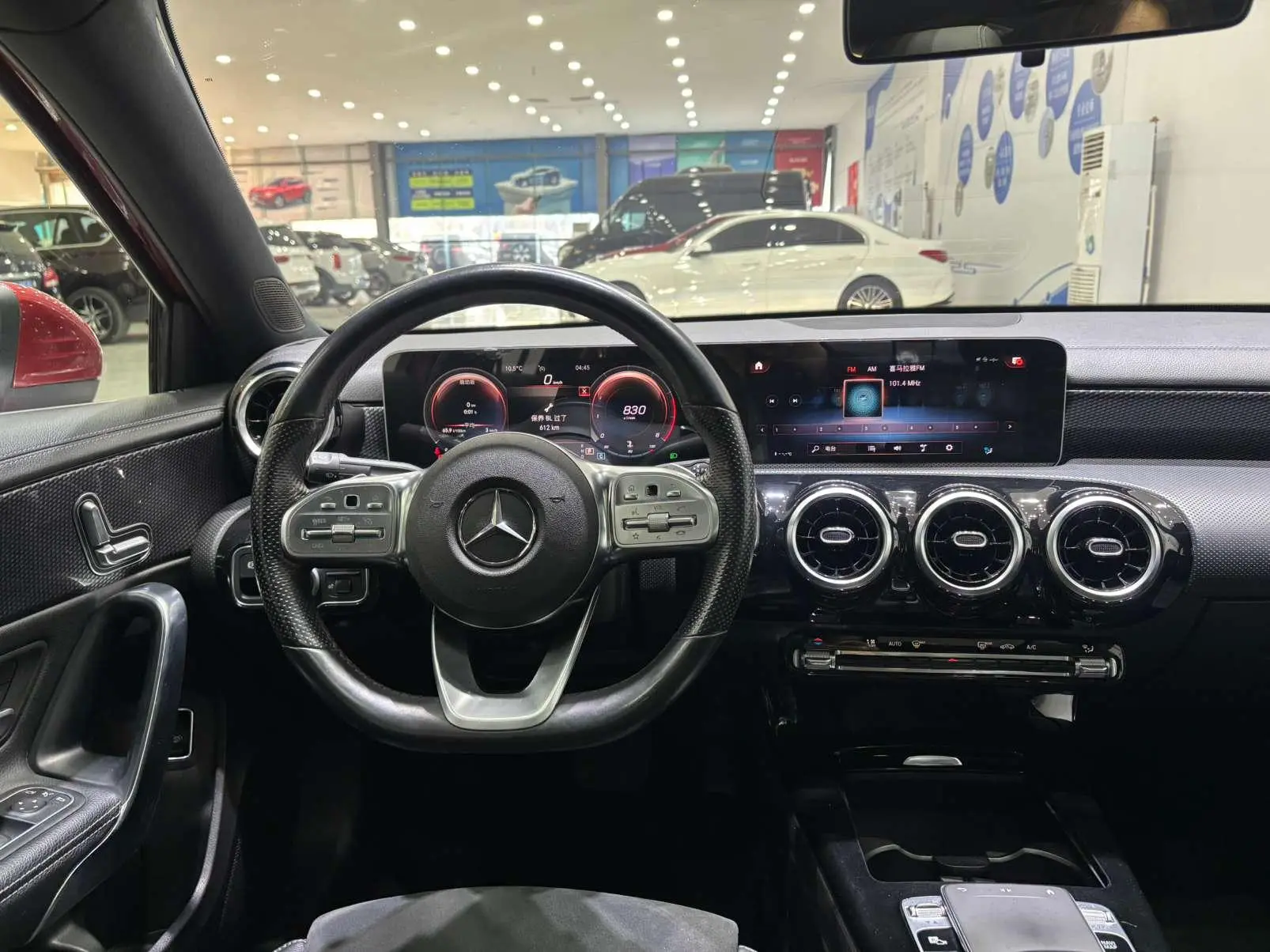 Mercedes-Benz Mercedes-Benz A-class A 200 L sports sedan