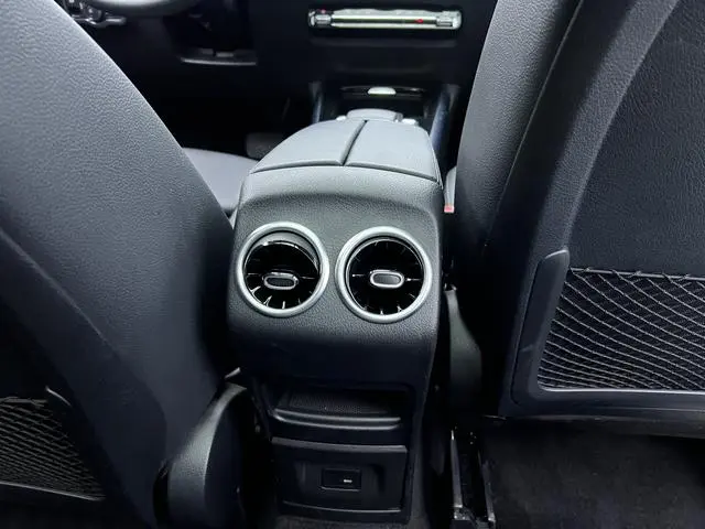 Mercedes-Benz Mercedes-Benz GLA Second facelift GLA 200