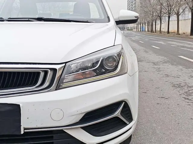 Geely Emgrand Leading version 1.5L manual luxury Country VI