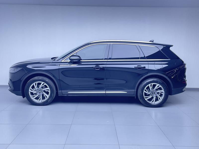 Lincoln adventurer 2025