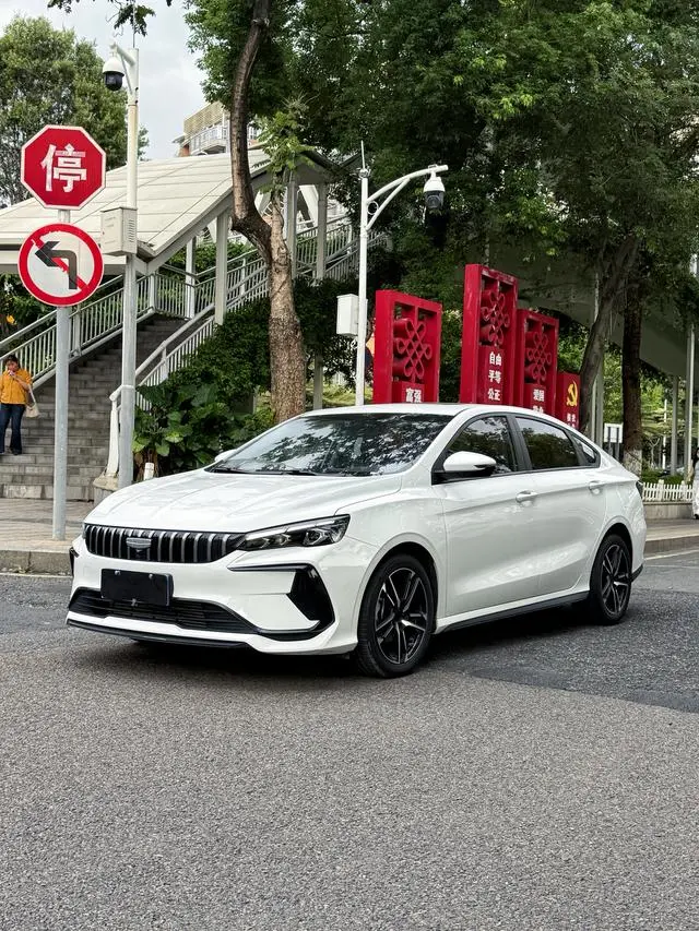 Geely Binrui Binrui COOL 1.5T DCT Champion Edition