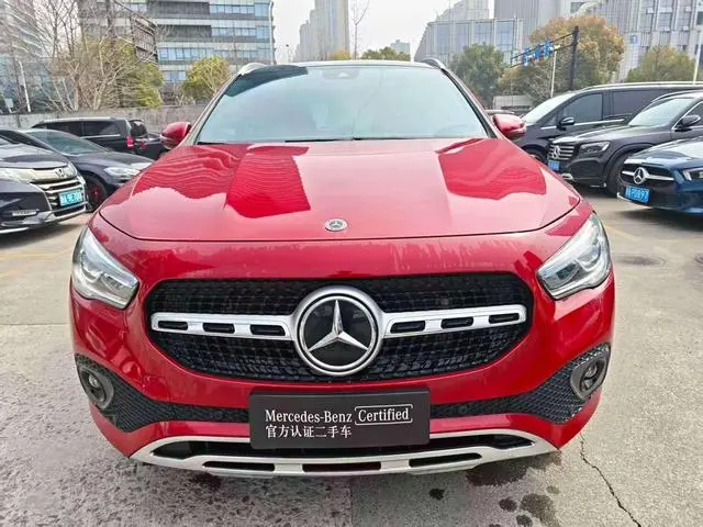 Mercedes-Benz Mercedes-Benz GLA GLA 200