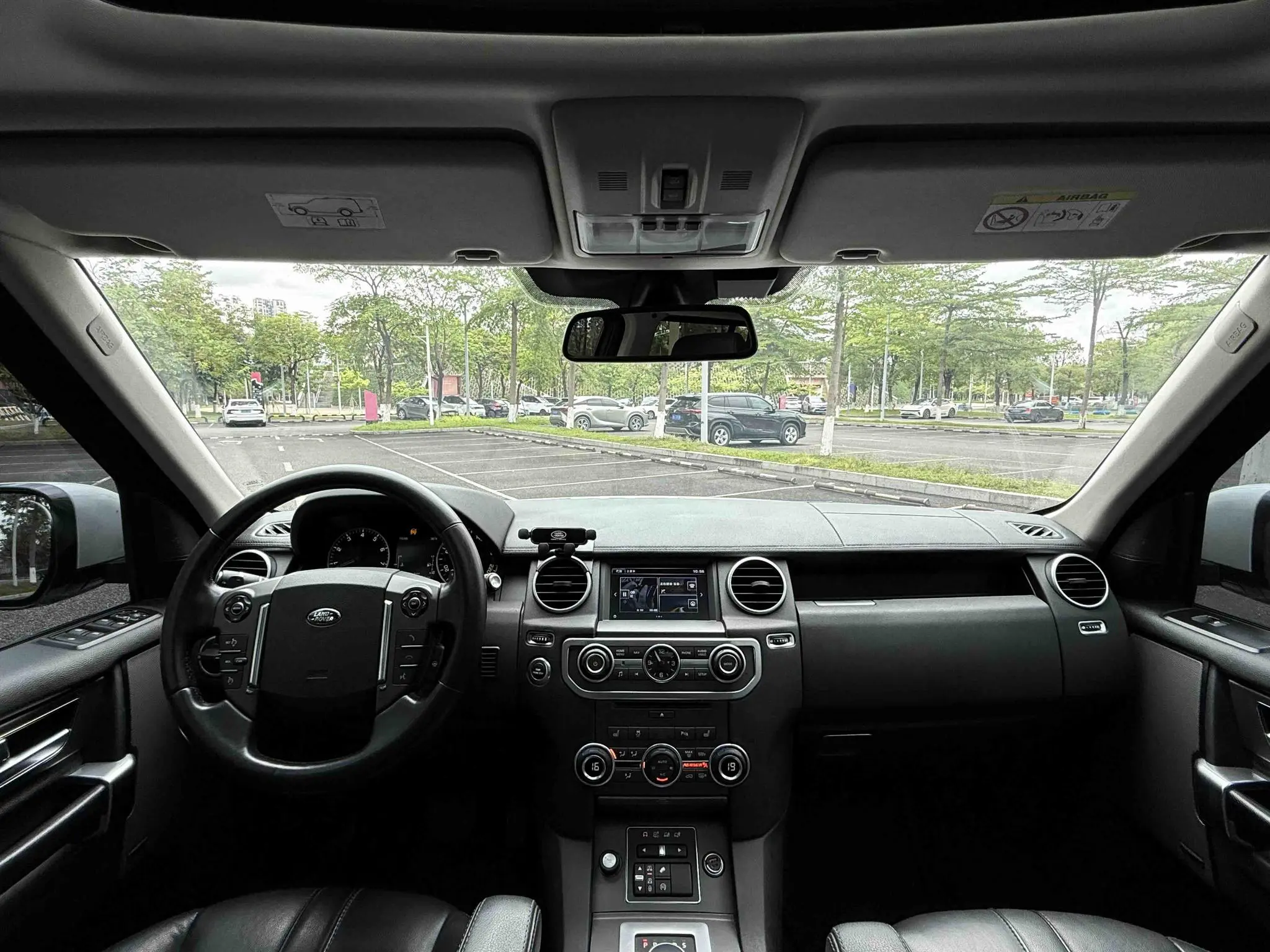 Land Rover discover 3.0 SC Yao Black Collector's Edition SE