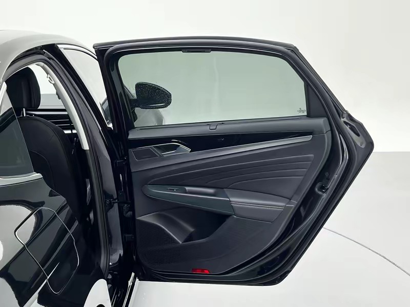 Volkswagen Passat 2024