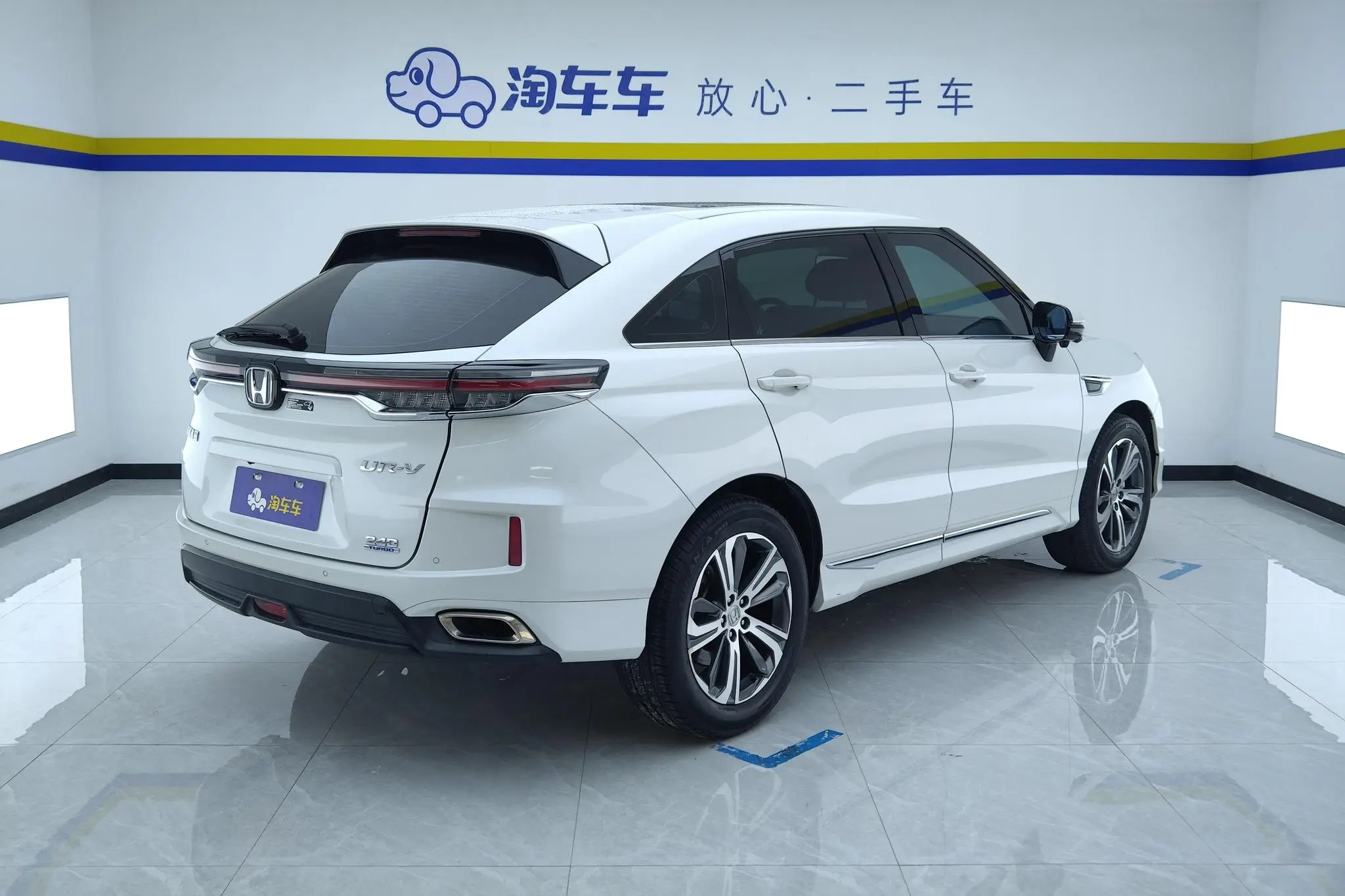 Honda Honda UR-V 240TURBO two-wheel drive Elegant version