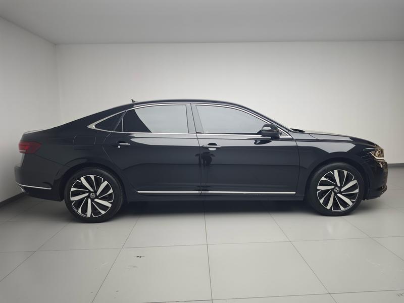 Volkswagen Passat 2024