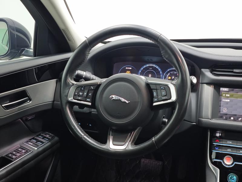 Jaguar Jaguar XFL 2020
