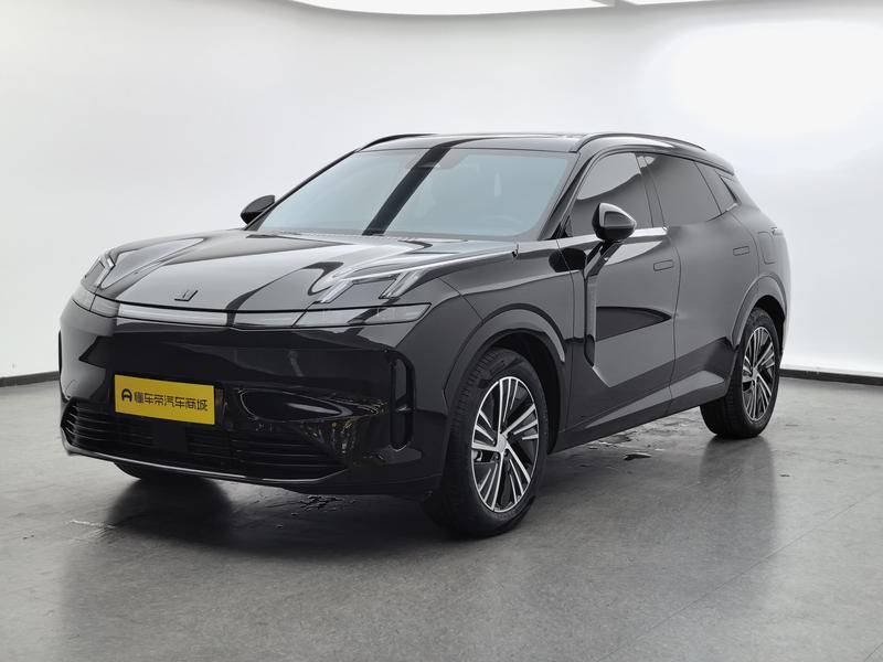 Lynk & Co Lynk&Co 08 EM-P 2023
