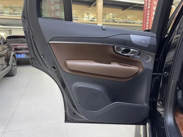Volvo Volvo XC90 PHEV E-drive hybrid T8 Zhizun Deluxe Edition 7 Seats