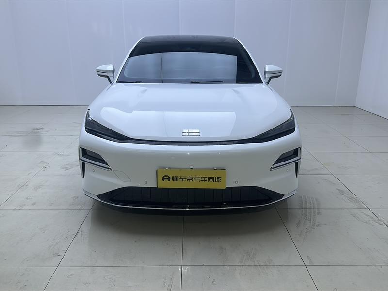 Geely Galaxy Galaxy Star Shine 8 PHEV 2025